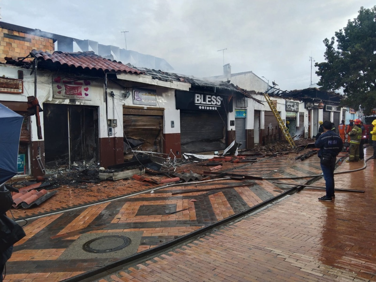 Cundinamarca: Autoridades informan que incendio en el centro histórico pudo ser provocado￼