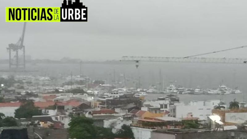 Cartagena amaneció inundada por las fuertes lluvias y  Girón sufre por el desbordamiento del Rio de Oro