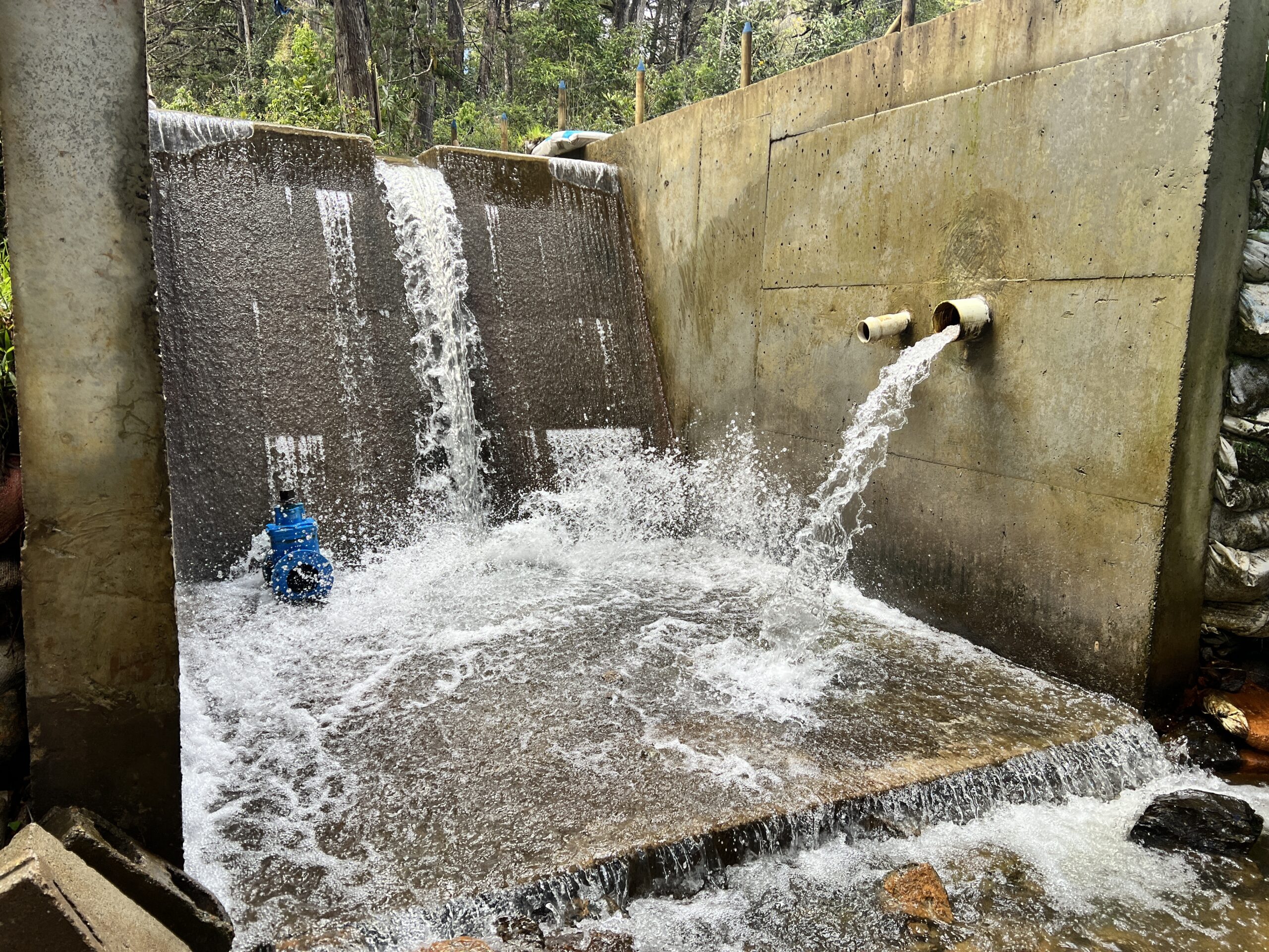 461 familias de la vereda Piedra Gorda tendrán servicio de agua potable sin interrupciones conla ampliación del acueducto Las Flores, en Santa Elena