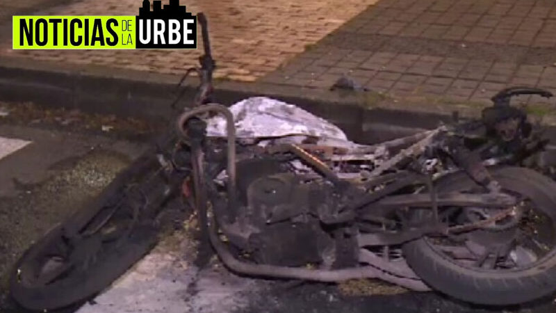 Ladrones tienen cansados a vecinos de Andalucía. Le quemaron al moto a hombre que llegó a robar.